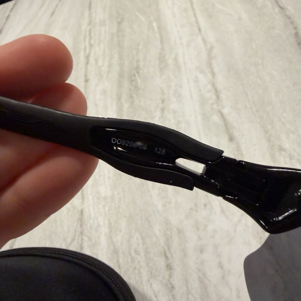 Oakley Radar EV Path OO9208-05 Polished Black Prizm Polarized - Picture 2 of 5